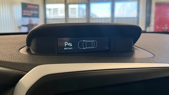 Volvo XC60 16 of 26