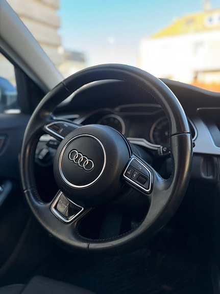 Audi A4 14 of 29
