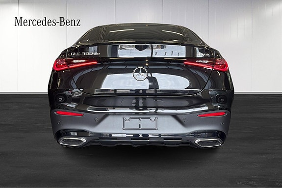 Mercedes-Benz GLC300 de 3 of 5