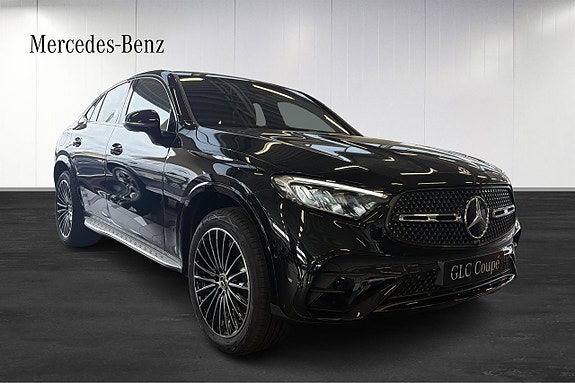 Mercedes-Benz GLC300 de 2 of 5