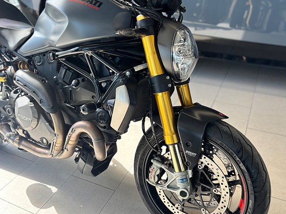 Ducati Monster 1200 S 8 of 14