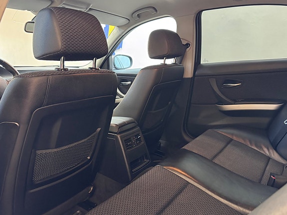 BMW 320d 13 of 23