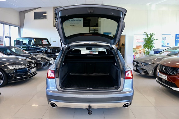 Audi A6 allroad 4 of 5