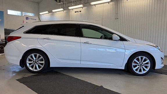 Hyundai i40 8 of 27