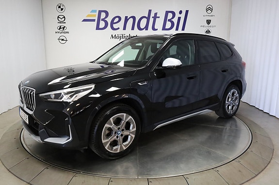 BMW X1 4 of 5