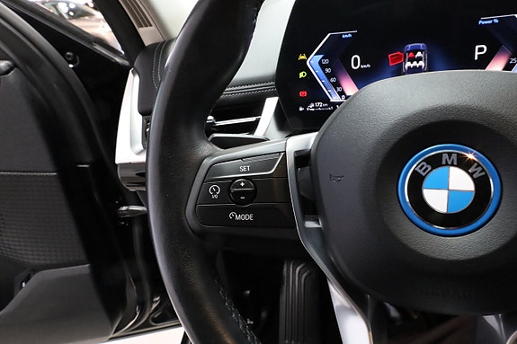 BMW X1 20 of 24