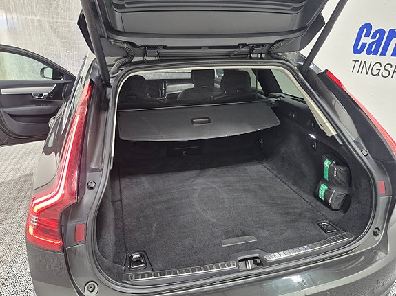 Volvo V90 11 of 11