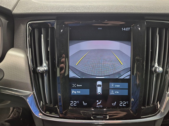 Volvo V90 9 of 11