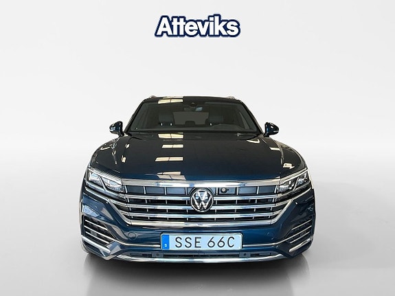 Volkswagen Touareg 8 of 15