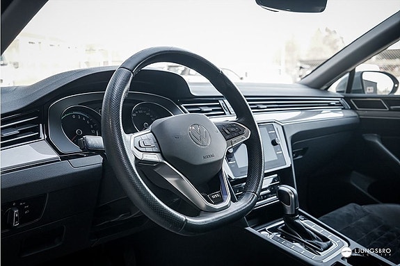 Volkswagen Passat 5 of 5