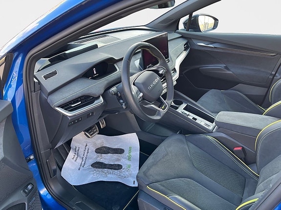 Skoda Enyaq 9 of 16