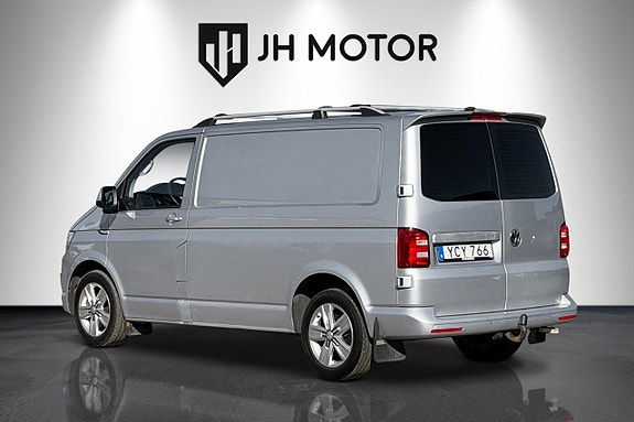 Volkswagen Transporter 4 of 5