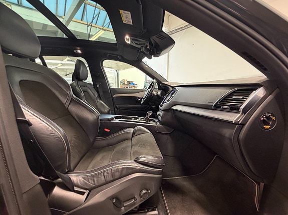 Volvo XC90 20 of 21