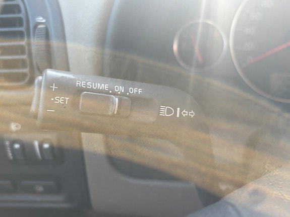 Volvo V40 10 of 11