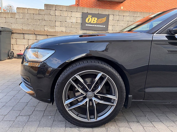 Audi A6 9 of 30