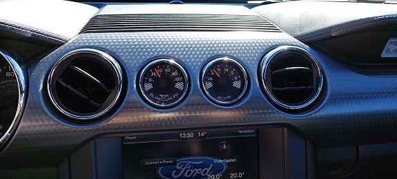 Ford Mustang 7 of 10