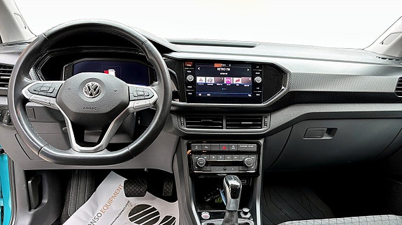 Volkswagen T-Cross 10 of 14