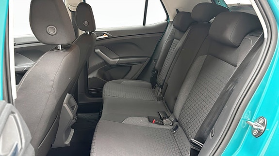 Volkswagen T-Cross 11 of 14