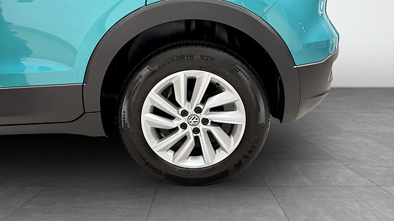 Volkswagen T-Cross 6 of 14