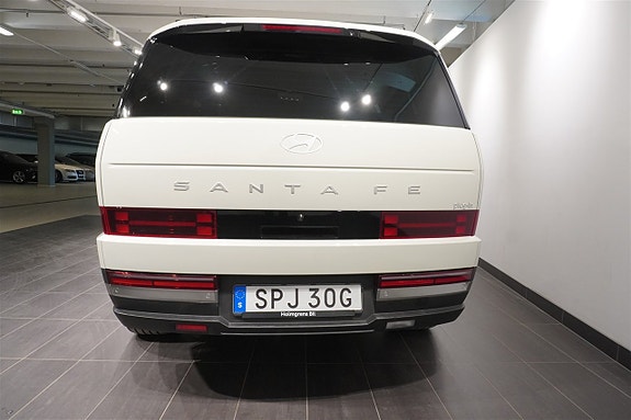 Hyundai Santa Fe 6 of 13