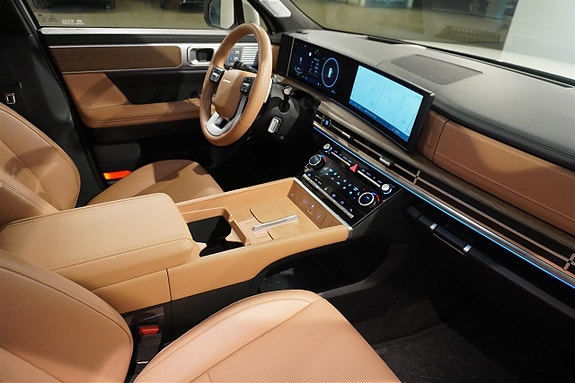 Hyundai Santa Fe 13 of 13