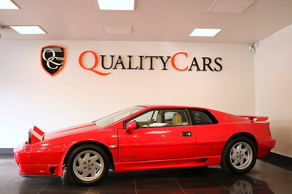 Lotus Esprit 2 of 5