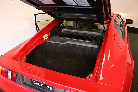 Lotus Esprit 20 of 26