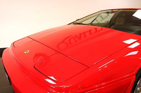 Lotus Esprit 18 of 26