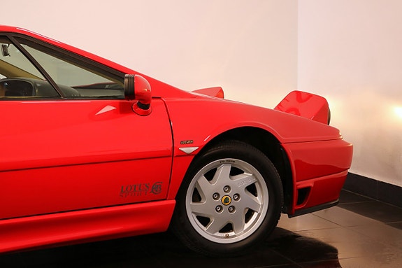Lotus Esprit 25 of 26
