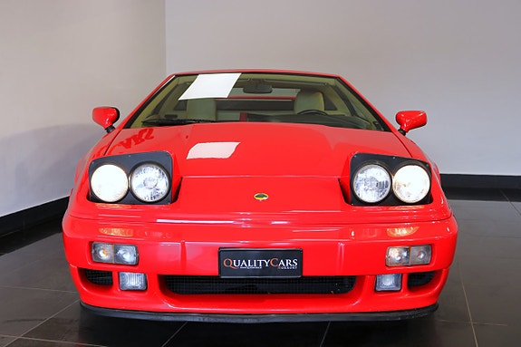 Lotus Esprit 5 of 5