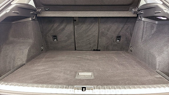 Audi Q3 12 of 14
