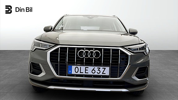 Audi Q3 4 of 5