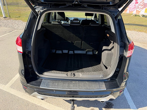 Ford Kuga 8 of 12