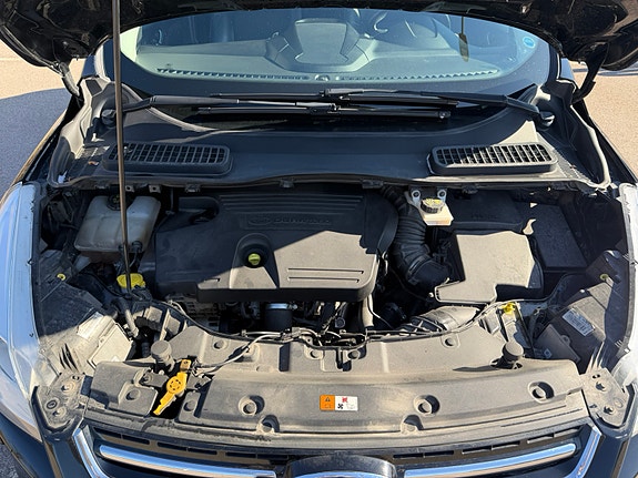 Ford Kuga 11 of 12