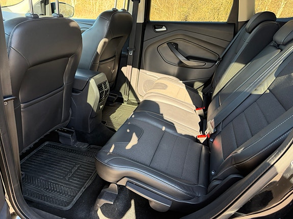 Ford Kuga 4 of 5