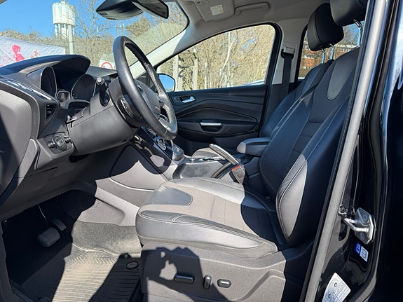 Ford Kuga 3 of 5