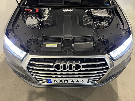 Audi Q7 15 of 30
