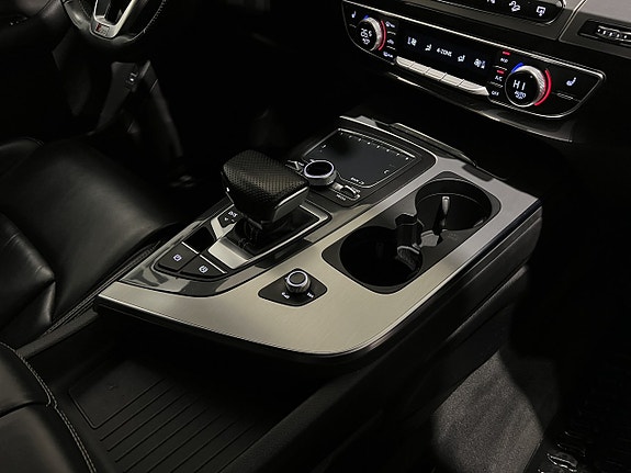 Audi Q7 21 of 30