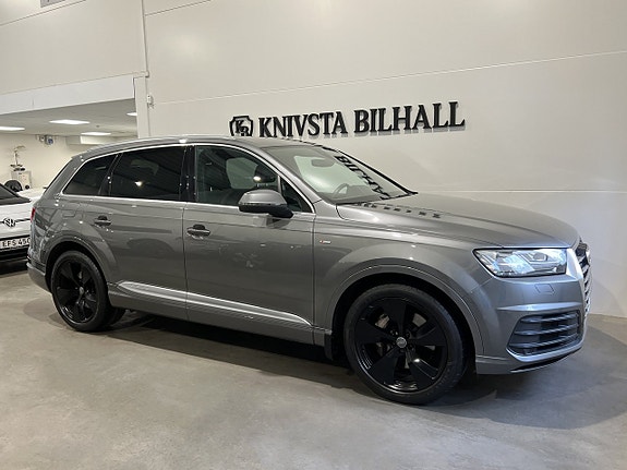 Audi Q7 3 of 5