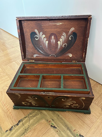 Product image 2 of 9