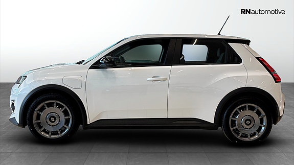 Renault 5 2 of 22