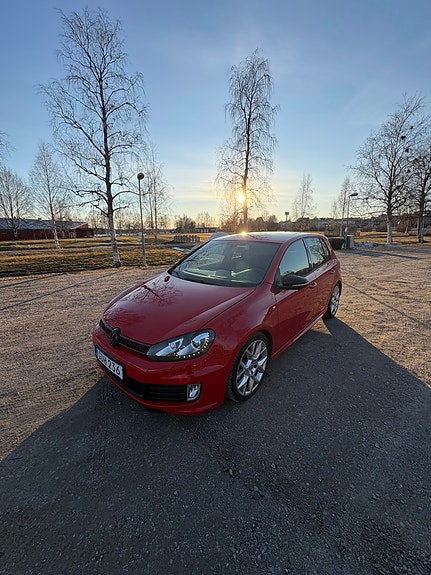 Volkswagen Golf VI 5 of 5