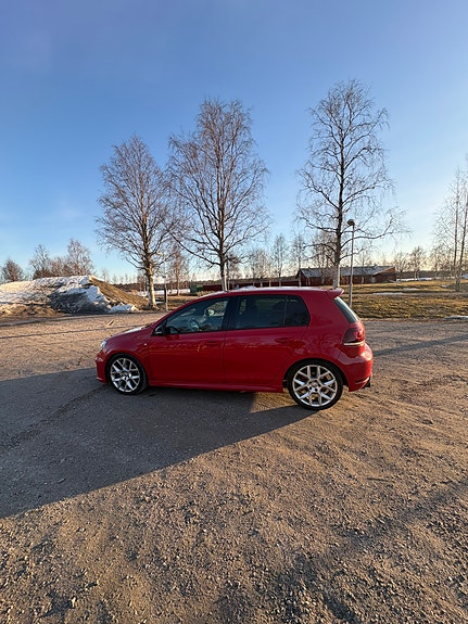 Volkswagen Golf VI 4 of 5