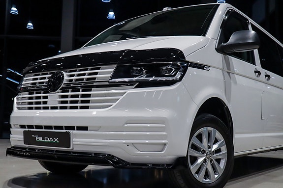 Volkswagen Caravelle 5 of 5