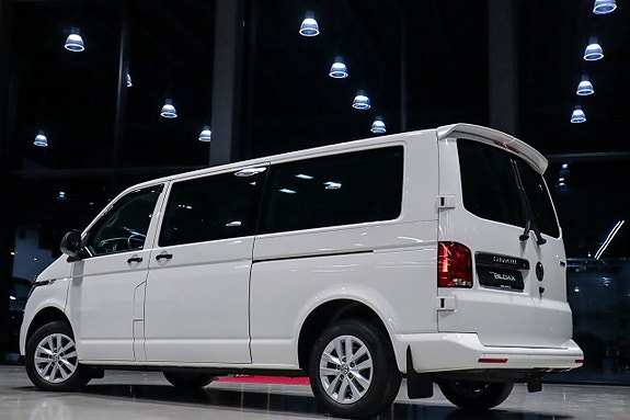 Volkswagen Caravelle 7 of 21