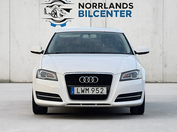 Audi A3 8 of 16