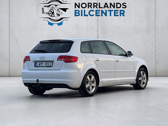 Audi A3 4 of 5