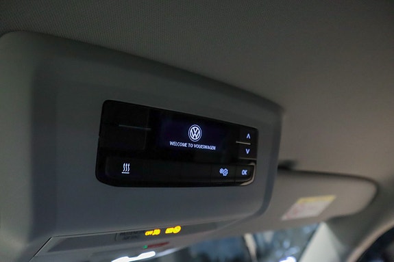 Volkswagen Caravelle 18 of 18