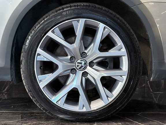 Volkswagen Passat Alltrack 22 of 23