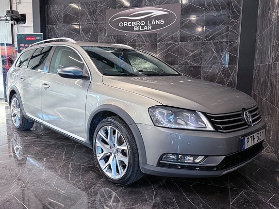 Volkswagen Passat Alltrack 3 of 5